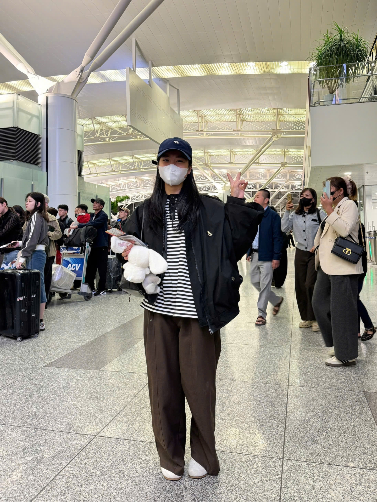 TIỄN BAY CÁC EM HỌC VIÊN DU HỌC ĐÀI LOAN TRƯỜNG ĐH KHKT HOẰNG QUANG VÀ TRƯỜNG ĐH ĐỨC DỤC XUẤT CẢNH SÁNG NGÀY 13 THÁNG 03 NĂM 2026