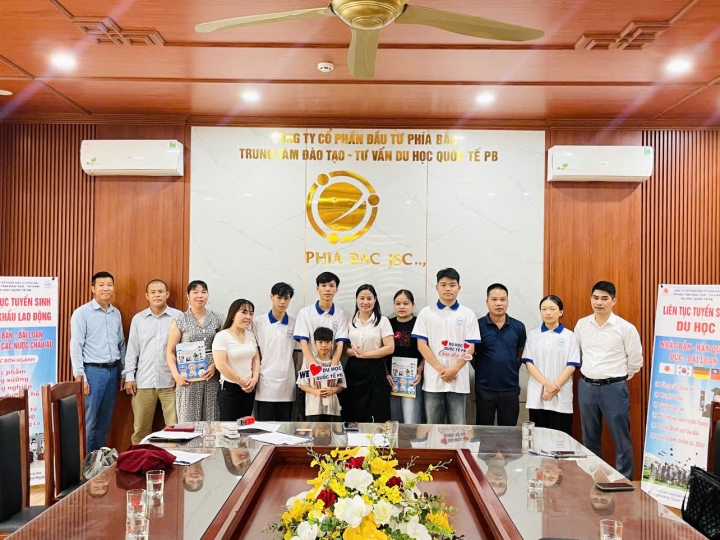 Chào đón các em học viên 2k7 du học Đài Loan nhập học