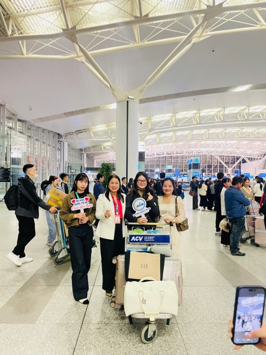 TIỄN BAY CÁC EM HỌC VIÊN DU HỌC ĐÀI LOAN TRƯỜNG ĐH KHKT HOẰNG QUANG VÀ TRƯỜNG ĐH ĐỨC DỤC XUẤT CẢNH SÁNG NGÀY 13 THÁNG 03 NĂM 2026